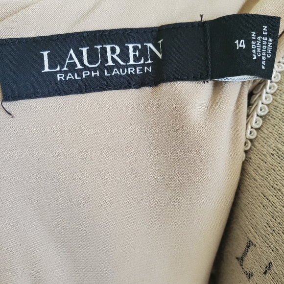 RALPH LAUREN | Gold Champagne Foil Print Jersey Cape Gown (Size 14) - Picture 12 of 15